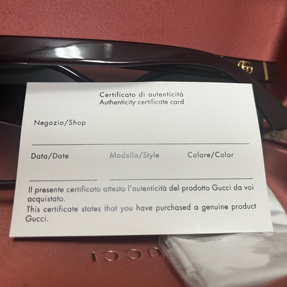 Brown Gucci sunglasses